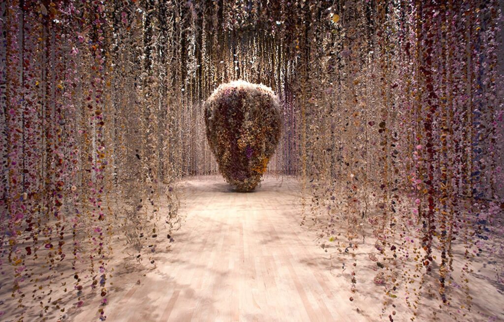 Rebecca Louise Law - Installation art