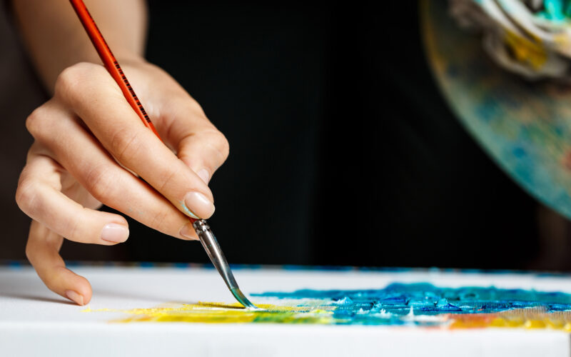 How to Use Instagram to Showcase and Sell Your Artwork