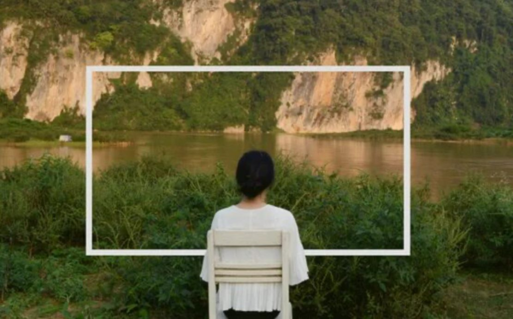 The Framed Landscape by artist Duc Cuong Ha looking at art